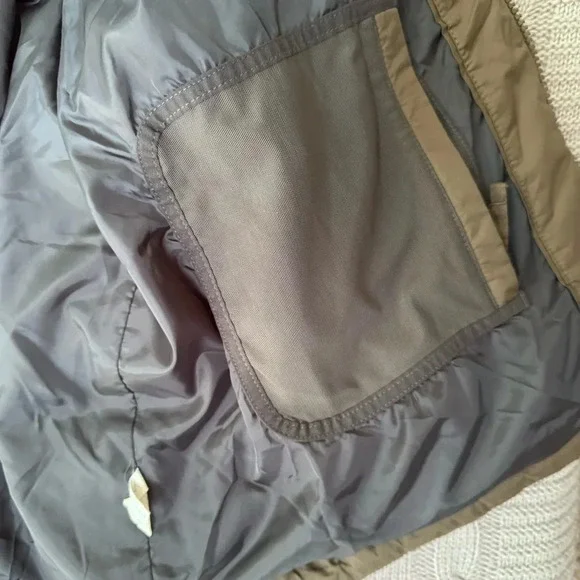 VTG LL Bean Vest Men's XL Dark Green Down Fill Zip Security Pocket Vintage - Picture 5 of 13